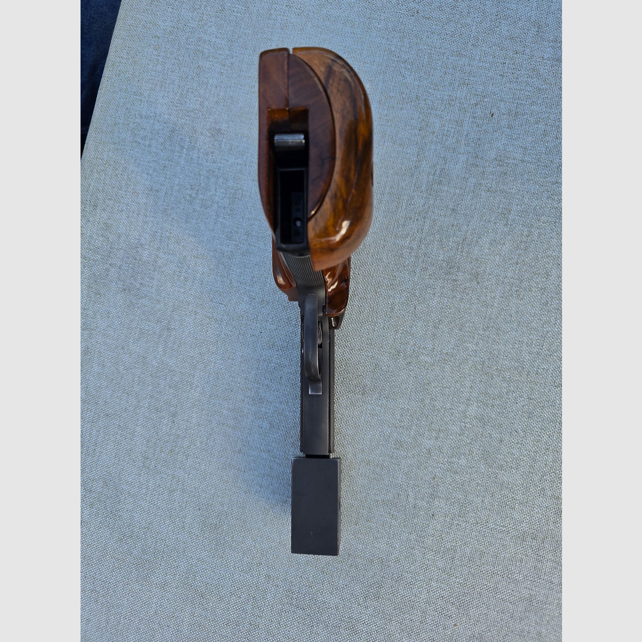 Hämmerli 208 International in .22lr Sportgriff destro