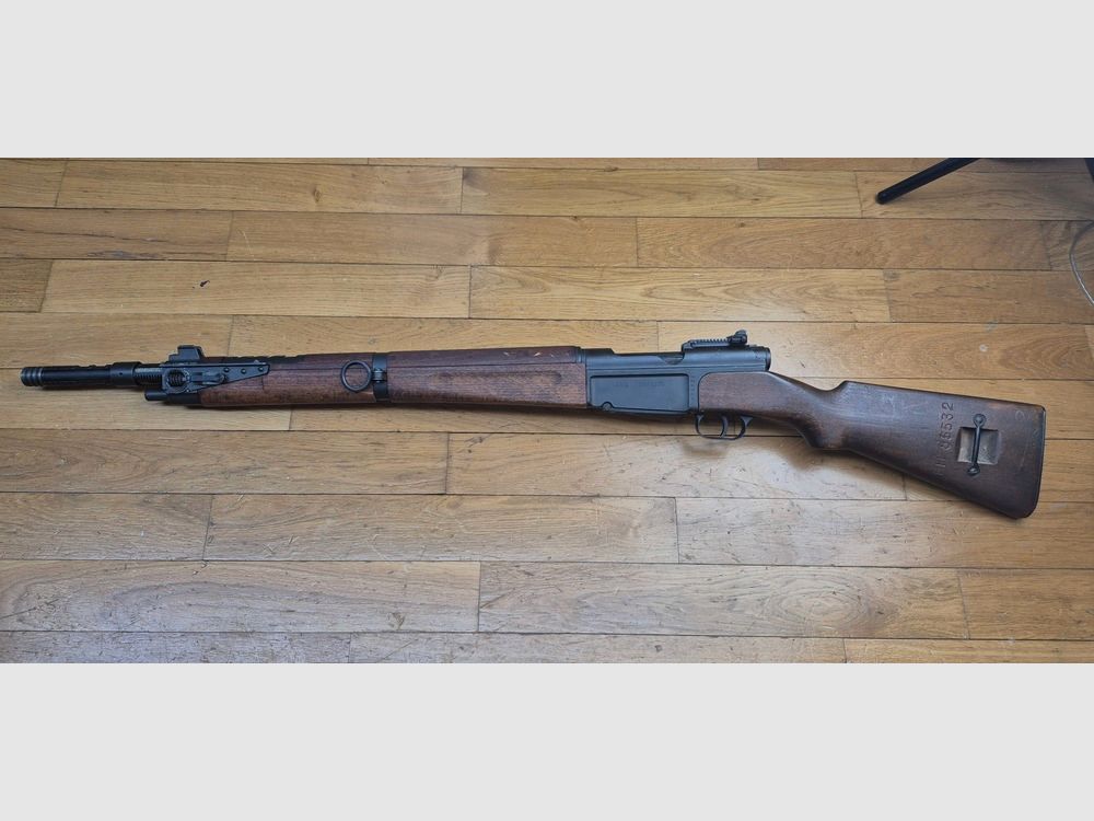 Transitoire Mas 36 uitgerust met het richtapparaat van de Mas 36-51 - Mono-nummer hout, magazijn, behuizing, loop – Stille kamer – Origineel kaliber 7.5 MAS – Mechaniek en hout in TBE – Prachtige loop – Wapen uit 1954 – Hoogstwaarschijnlijk Mas 36 LG 48 omgebouwd naar standaard 36-51 – Interessante en zeldzame variant! – TBE+, afbeelding 1 van 28