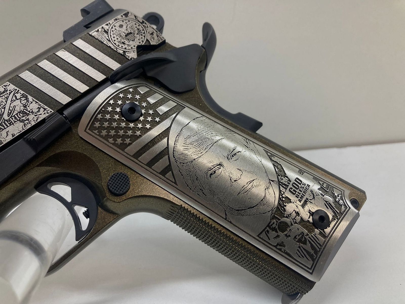 Auto-Ordnance 1911A1 Trump « Cri de ralliement » 5″ .45 ACP
