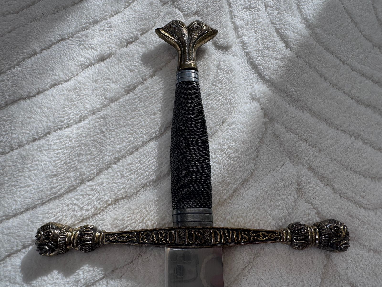 Zierschwert „Carlos V / Carolus Divus“ mit Scheide
