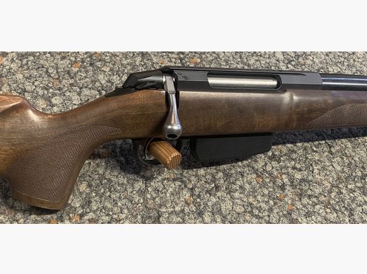 Neuware---Tikka T3x Varmint Hunter Holz .308Win. 51cm mit Mündungsgewinde