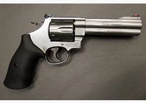 Smith & Wesson Mod. 629 Classic Lauflänge 5" Kaliber .44 Magnum Revolver