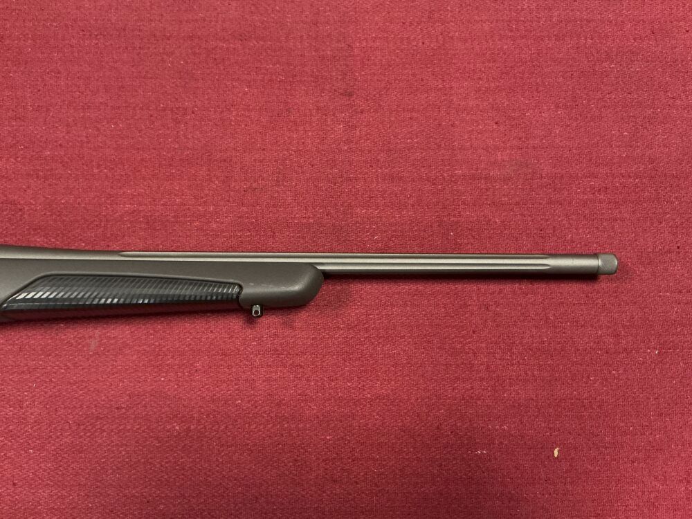 Sako 85 Finnlight II con accessori