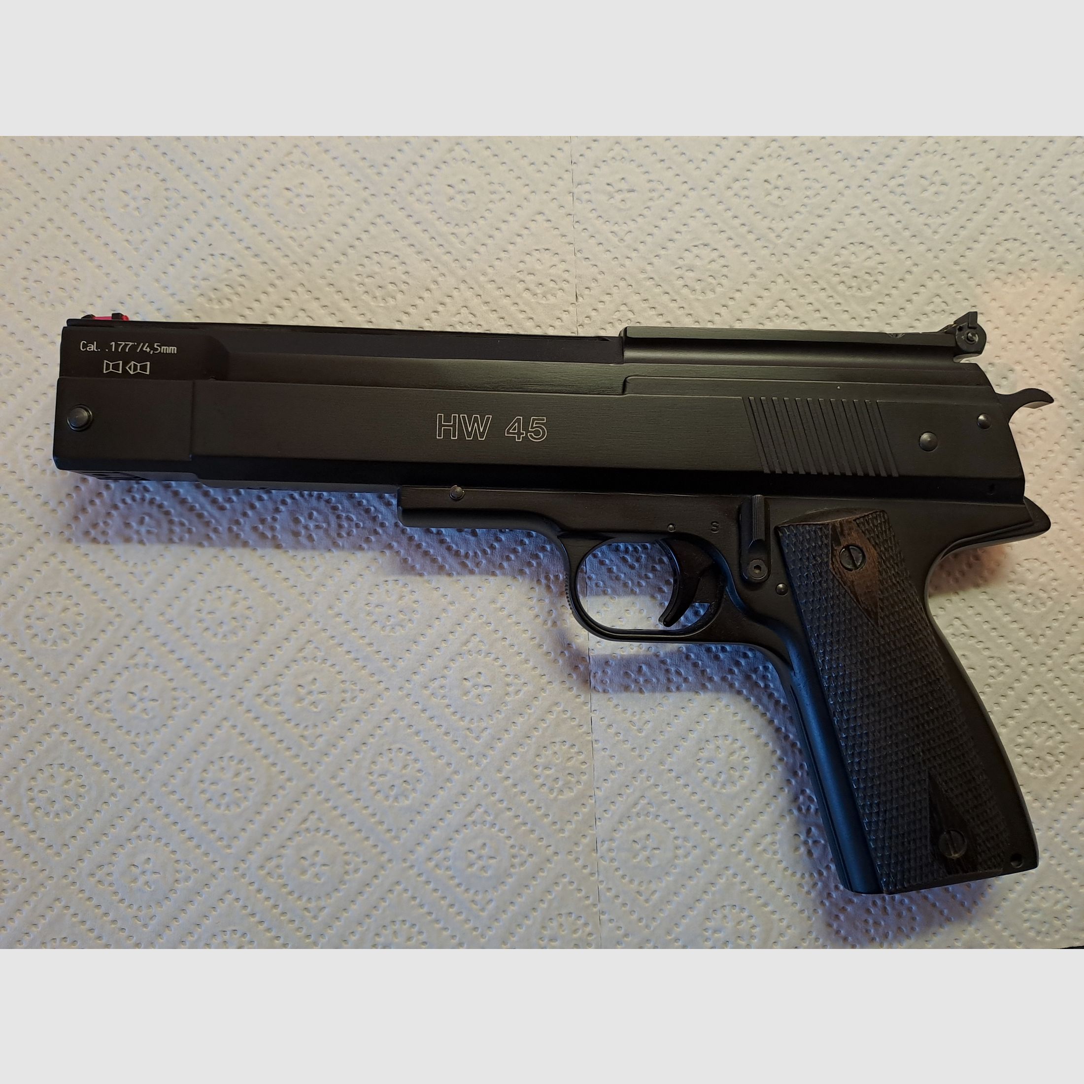 HW 45