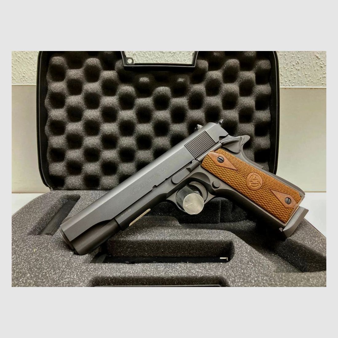 CHIAPPA 1911 Field – Black – 5“ | 9mm Luger