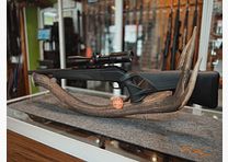 R8 Ultimate Silence .300BLACKOUT Black Edition modello speciale incl. Leica Fortis 1,8-12X42 e montatura a sella