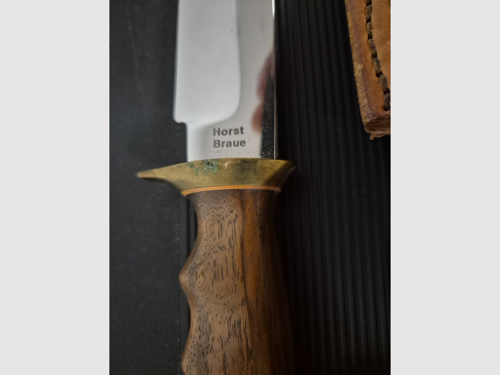 Klassisches Bowie- / Jagdmesser „Horst Braue“ mit Holzgriff & Lederscheide, Bild 3 von 3
