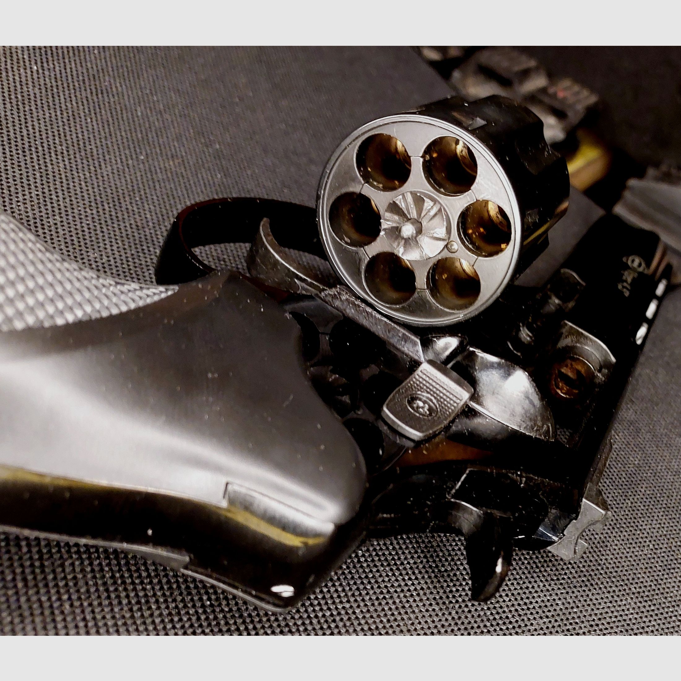 Ekol Viper 4,5 Zoll Schreckschuss Revolver Schwarz 9 mm R.K. (PTB 1003)