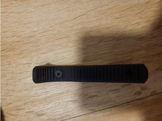 UTG Ultra Slim Angled Foregrip, keymod, front grip