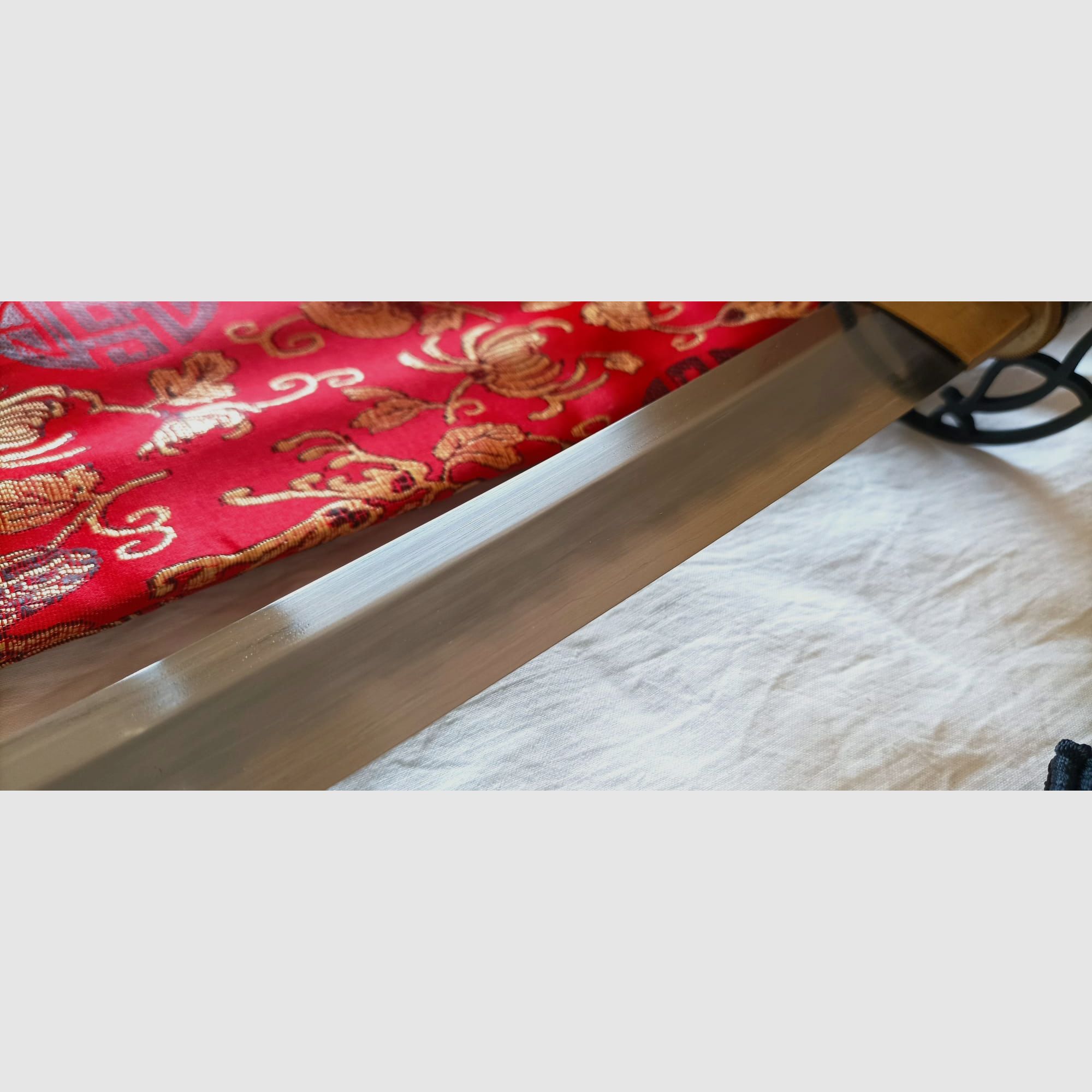 Katana Samuraischwert mit Gyaku-Kobuse Klinge – 1095 Carbonstahl