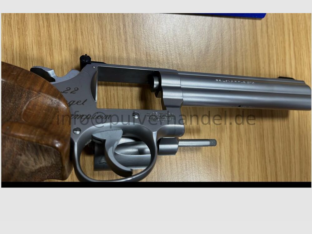 Smith & Wesson 617 stainless .22lr
