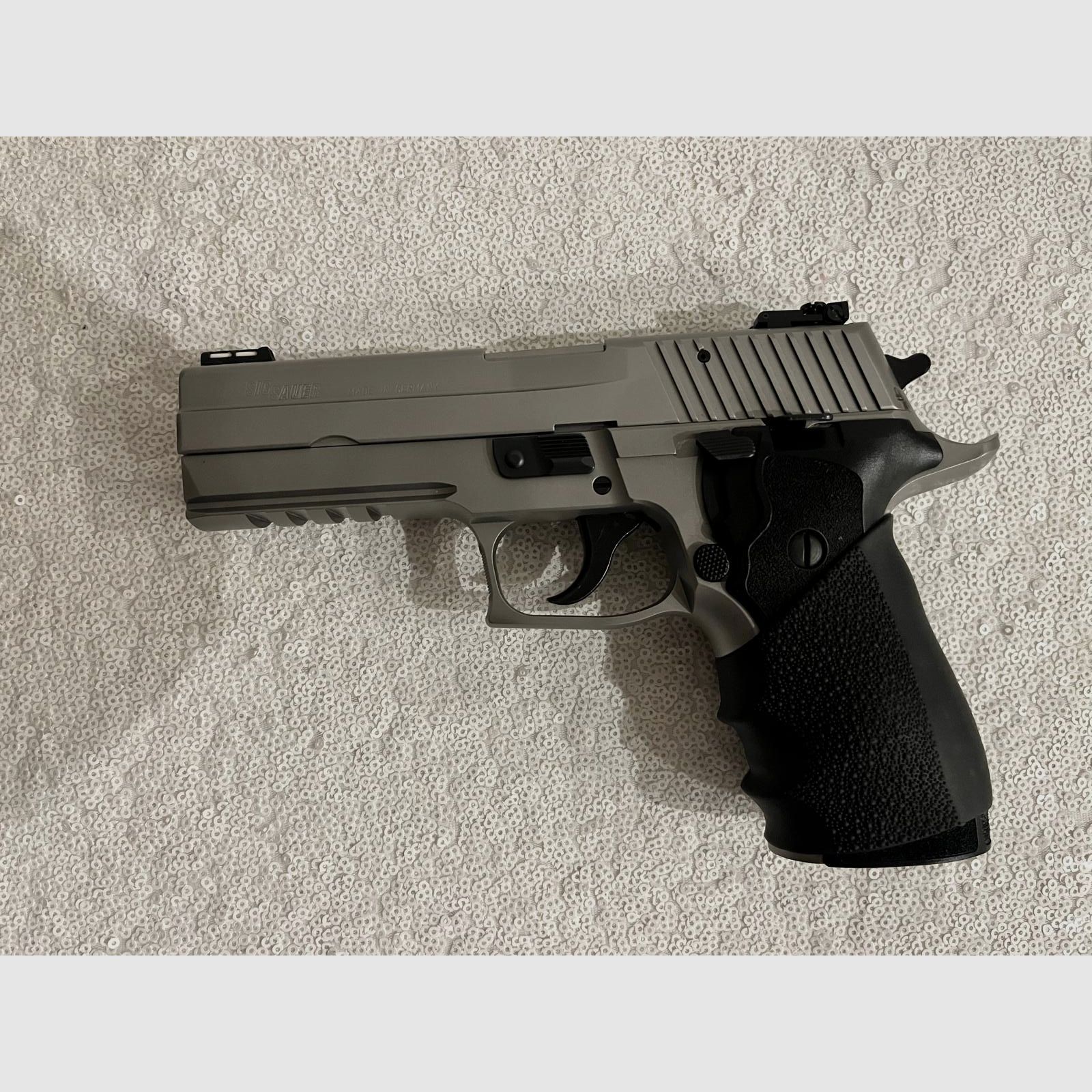 SIG Sauer P226 LDC II – 9 mm – Made in Germany – incl. .22 l.r. conversion system