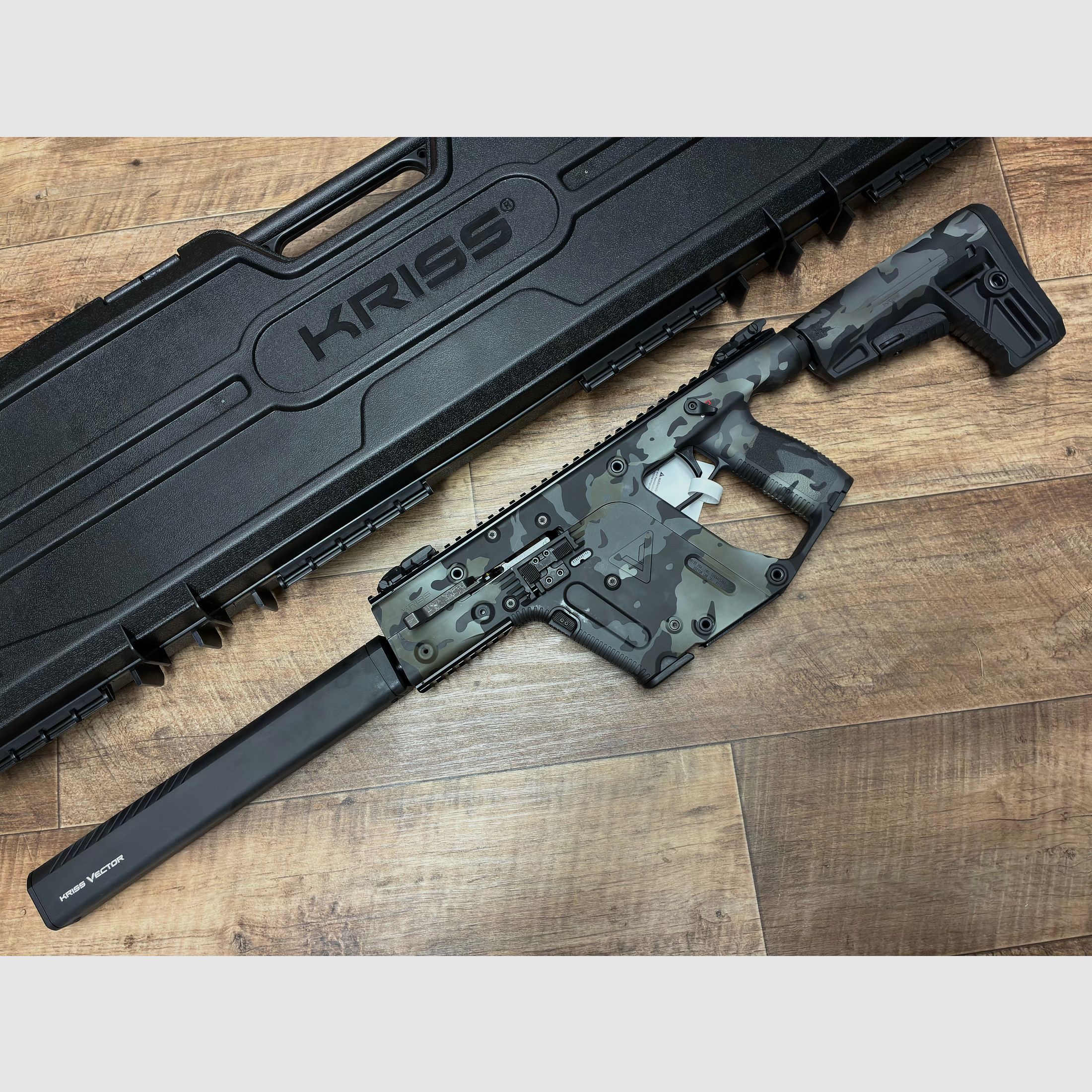 KRISS Vector CRB 2 Multicam Schwarz BKA Bescheid  sportliche Zulassung, Bild 1 von 2