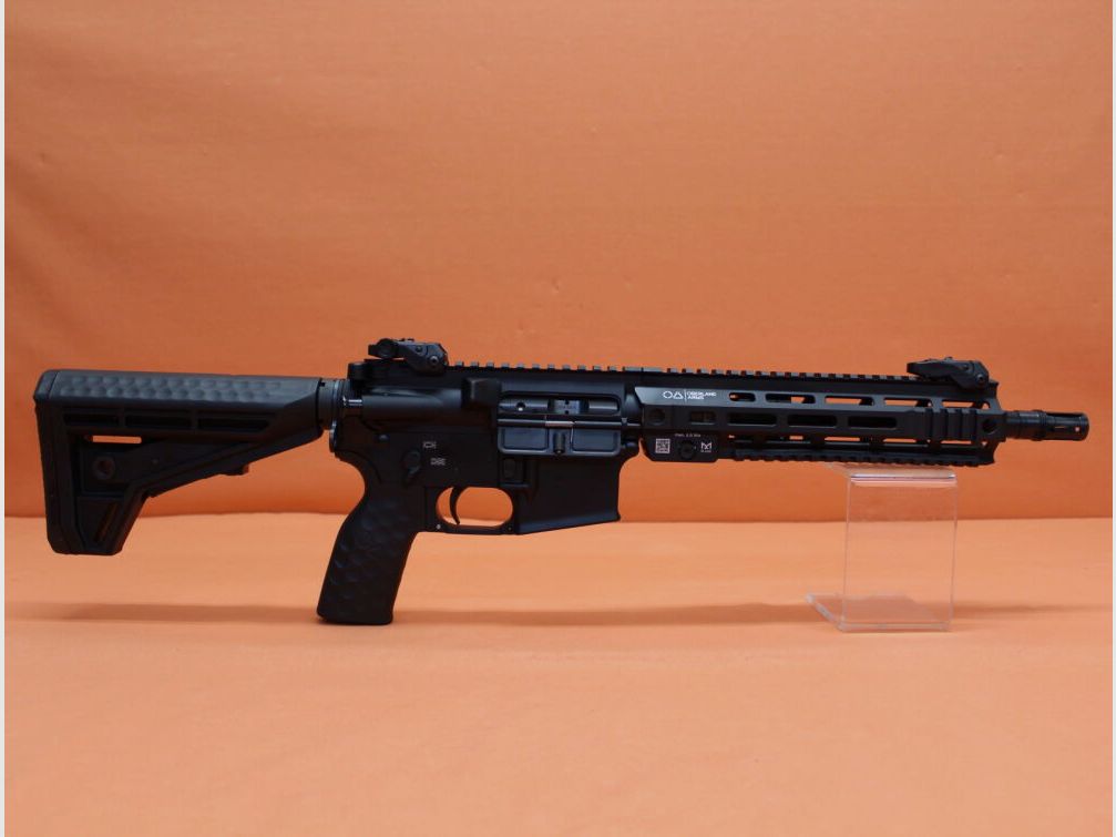 Oberland Arms Ha.Büchse .300AAC Blackout Oberland Arms OA-15 M10 Systeem AR-15 10,7" loop/ M-LOK/ schuifkolf