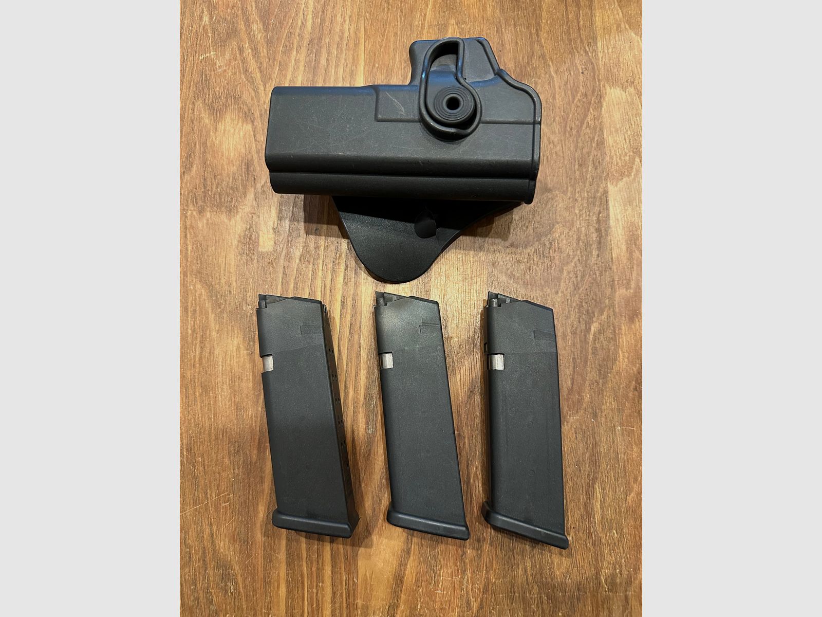 Glock 21 Gen. 4 met accessoires