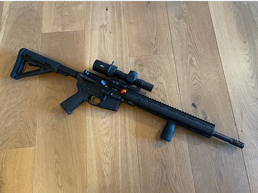 Savage Arms MSR 15 Recon 2.0 AR15 inkl. Zubehör .223 REM