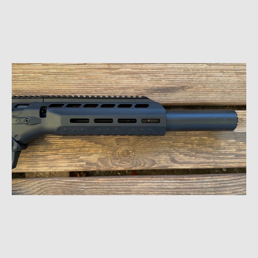 Desert Tech WLVRN Rifle 16" mit großen Handschutz Acheron SD / Flash Hidder .308Win