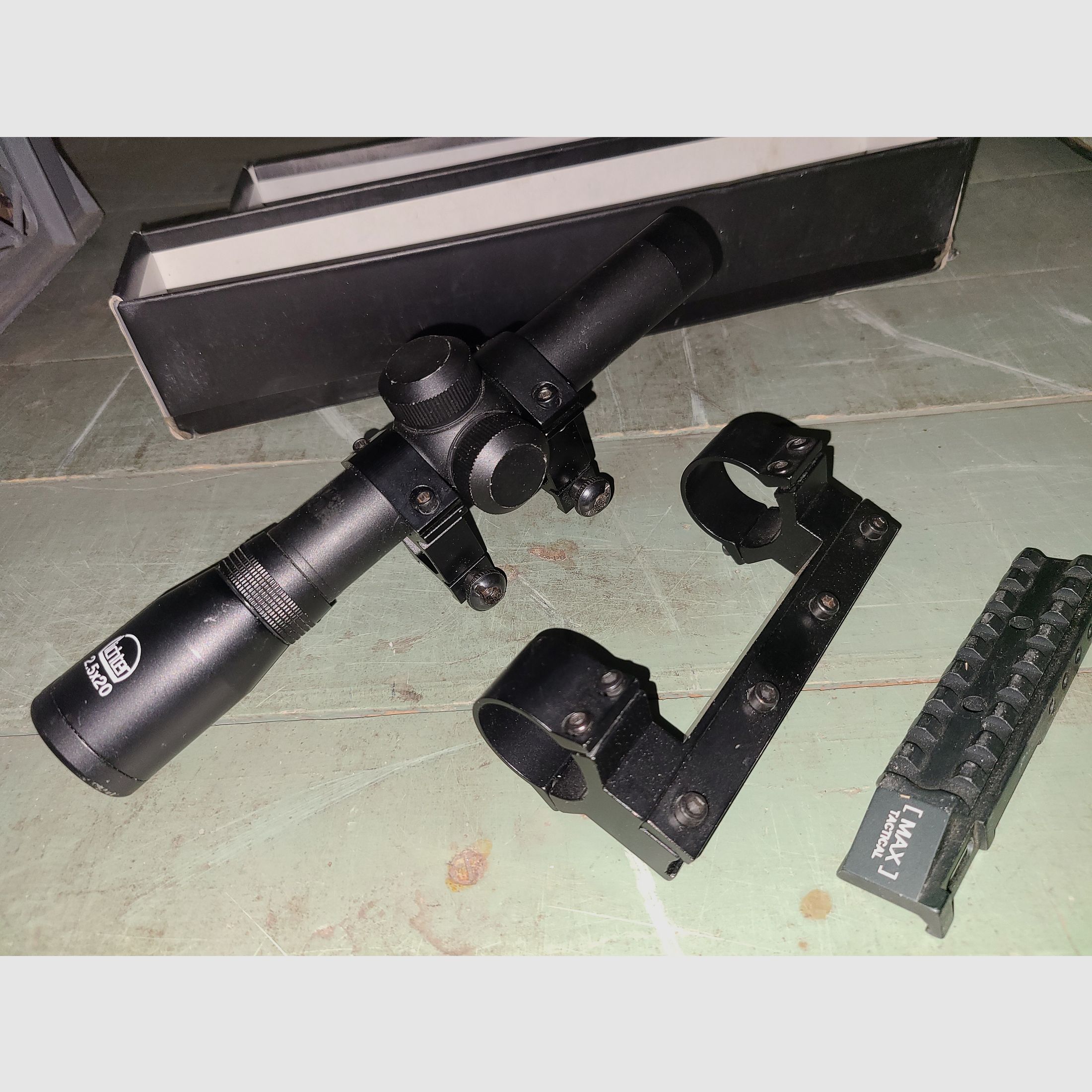 PISTOLE ZIELFERNROHR ALT ZFR UMAREX 1,5 x 15 COATED / + ZFR LICHTER 2,5 x 20 GEBRAUCHT / ! BESCHREIBUNG LESEN !