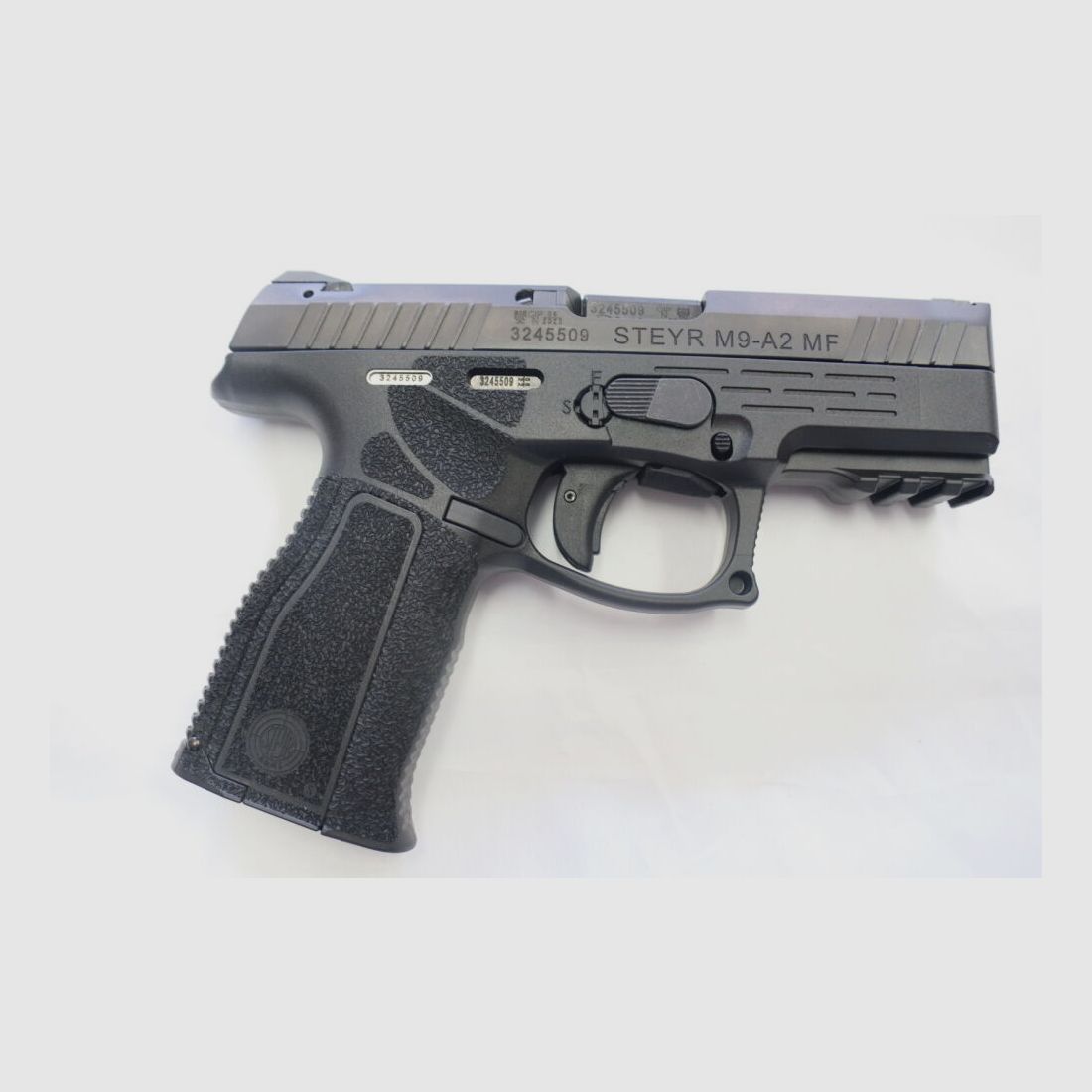 Steyr M9-A2 MF, image 1 of 2