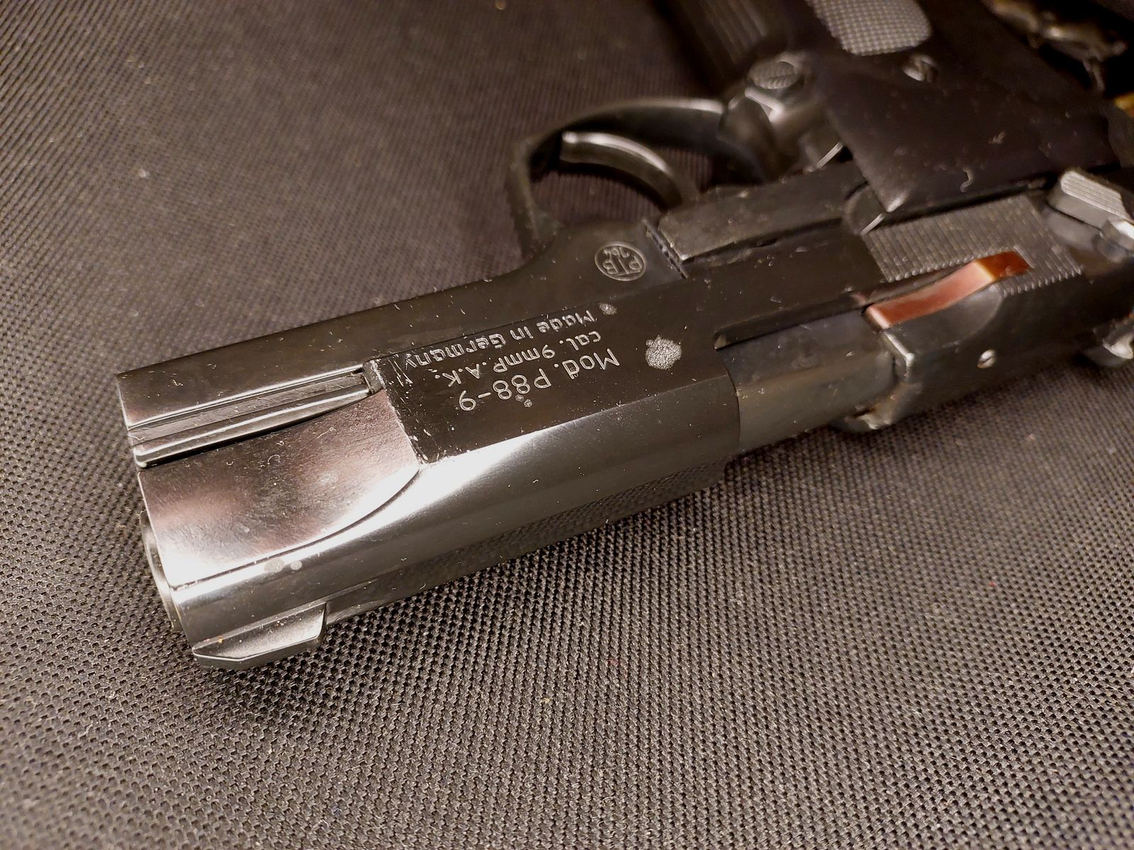 Walther P88-9 (P 88 Compact) blank firing pistol 9mm P.A.K. black (PTB 764)