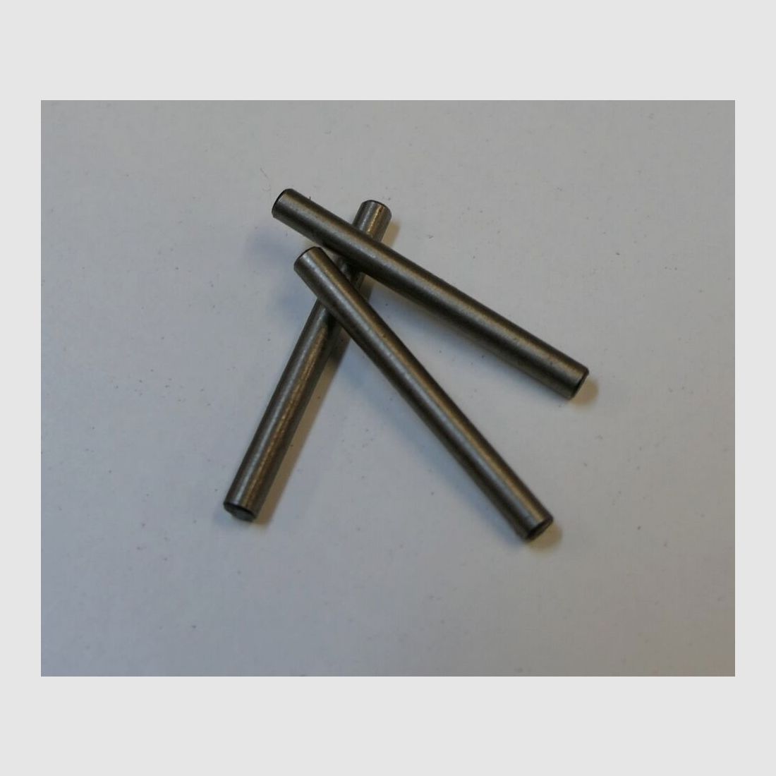 punto de seguridad original DDR NVA AK47 / AKM para percutor [ 24 ] sin usar, nuevo para AK47, 7,62x39