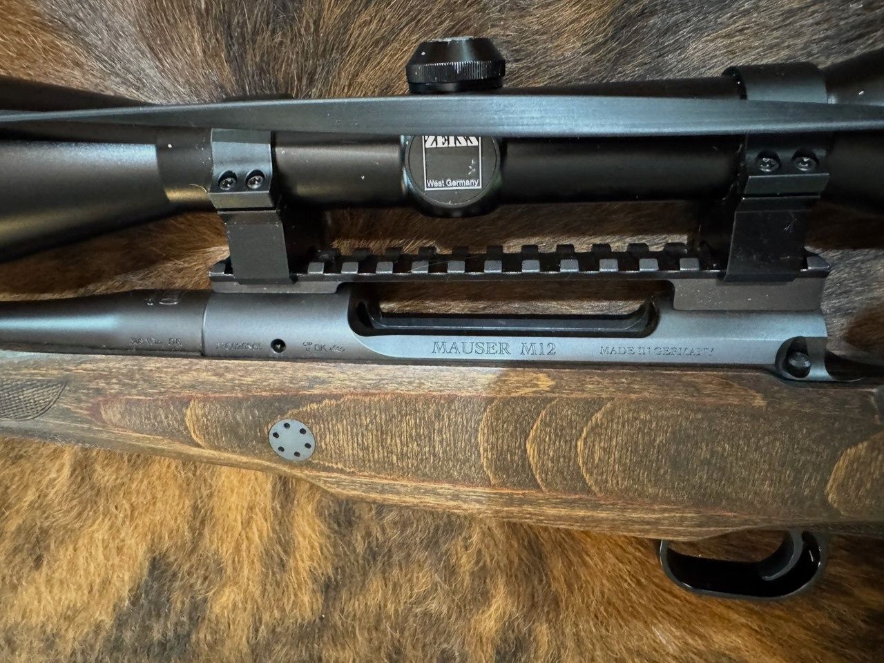 MAUSER M12 carabina a ripetizione calibro .308Win con ottica di mira + silenziatore + calcio a buco + guida Picatinny