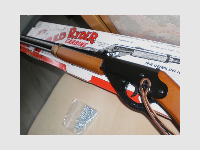 Daisy Red Ryder Carbine Repetier Luftgewehr Winchester mit Echtholzschaftung