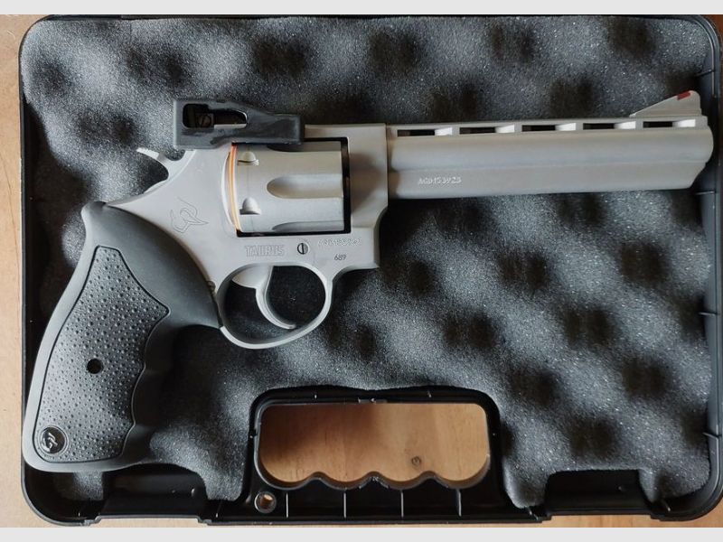 Revolver TAURUS 689 Cal: 357 Mag.