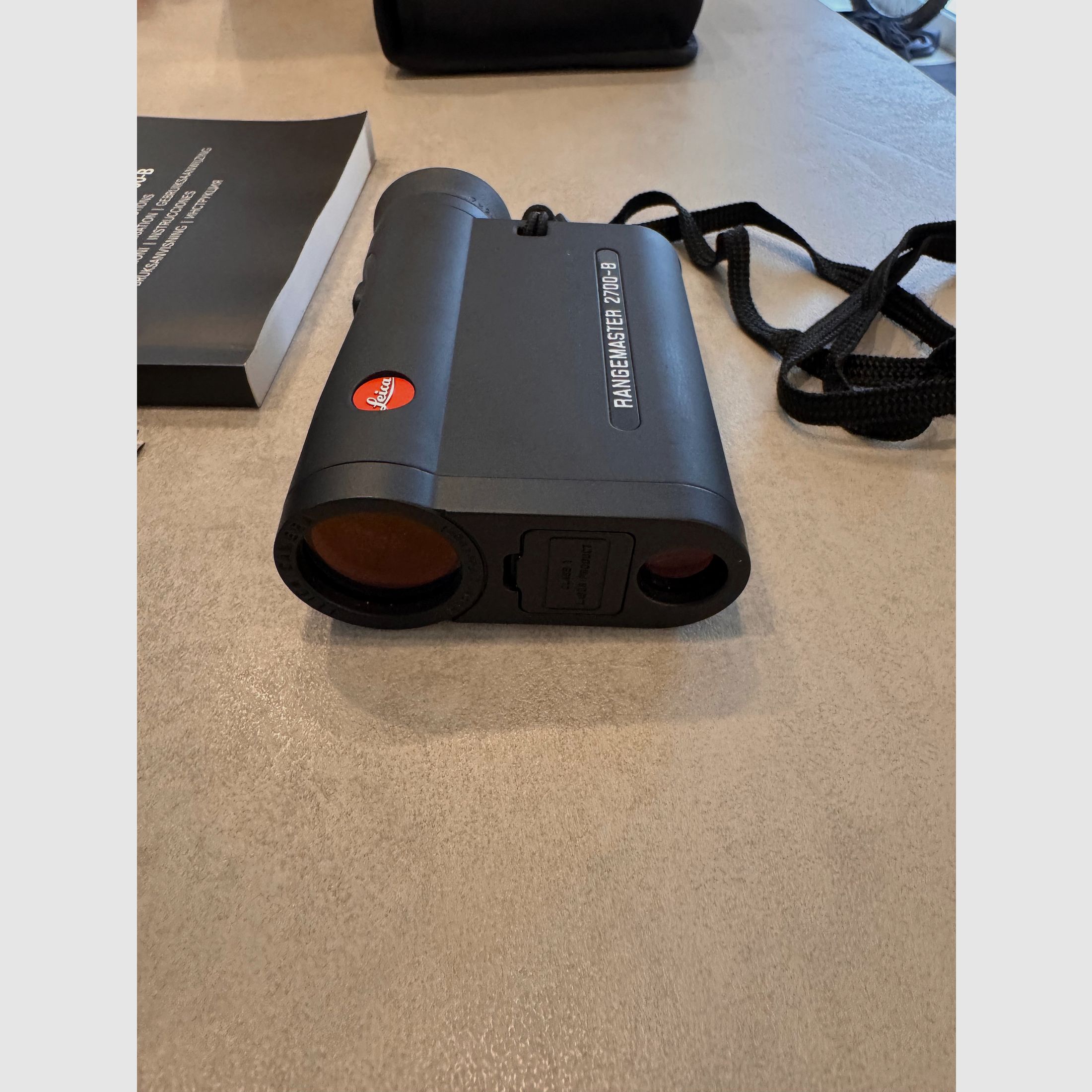LEICA Rangemaster CRF 2700-B mit Tasche
