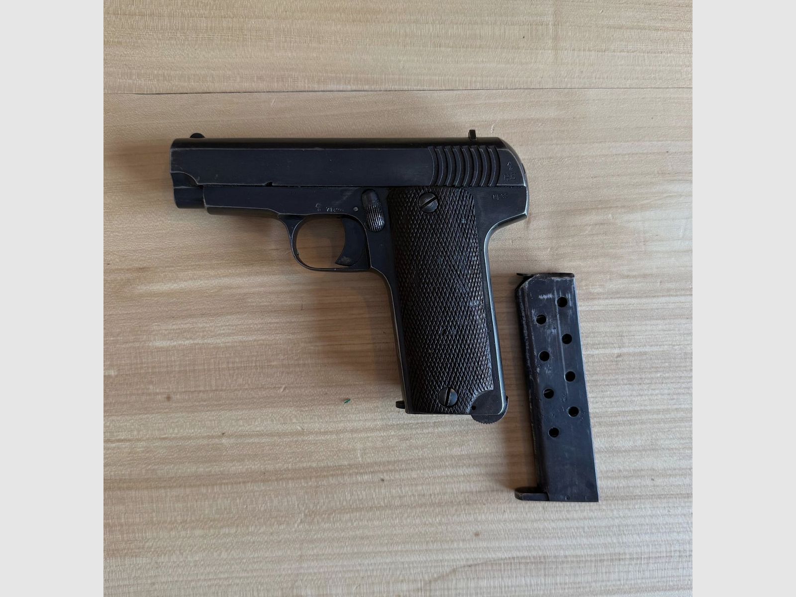 Hege Kal. 7,65 Browning mit Wechselmagazin