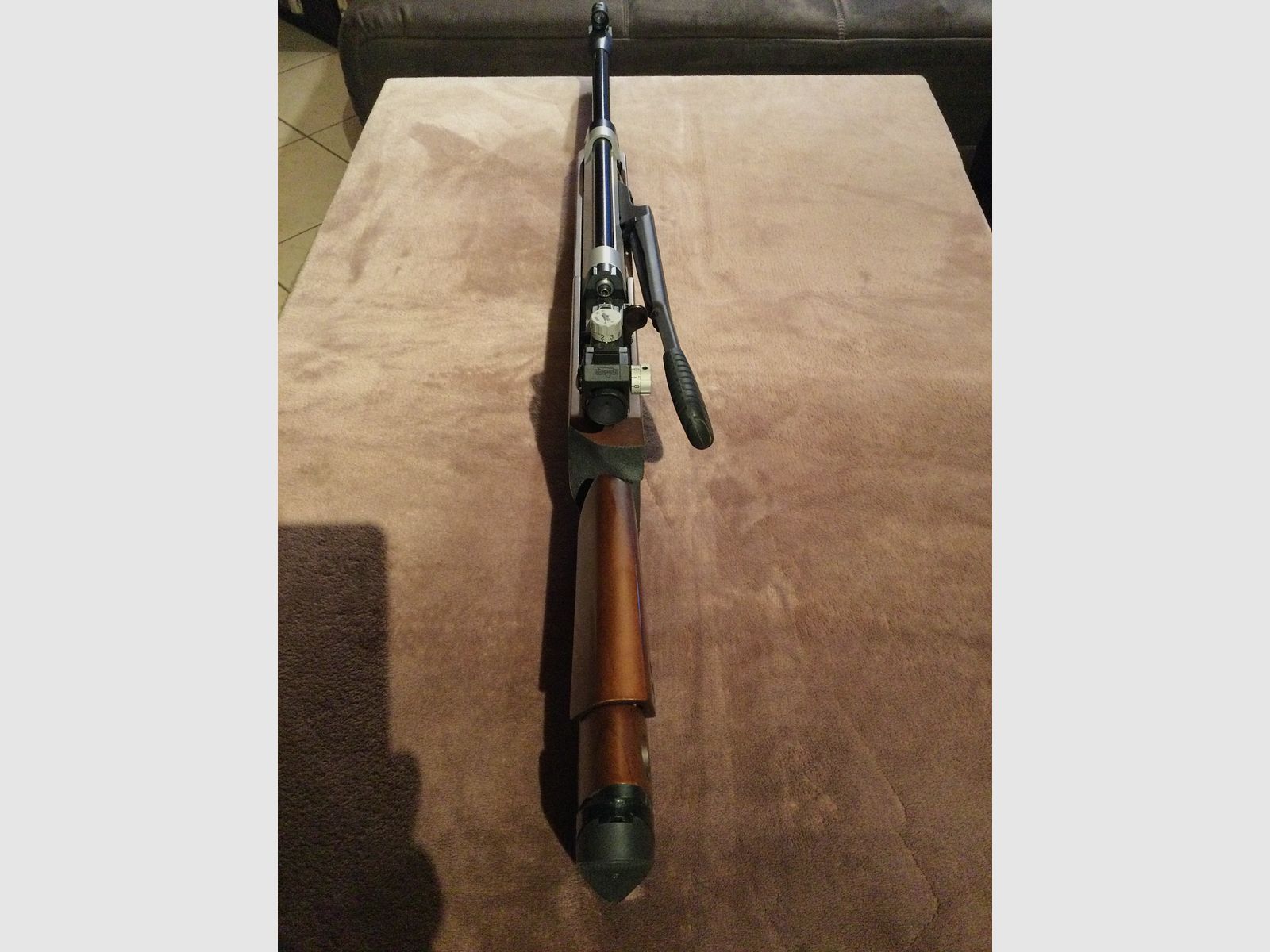 Anschütz Super Air 2002; Match-Luftgewehr Auflage rechts; Nussbaumschaft; Top Zustand