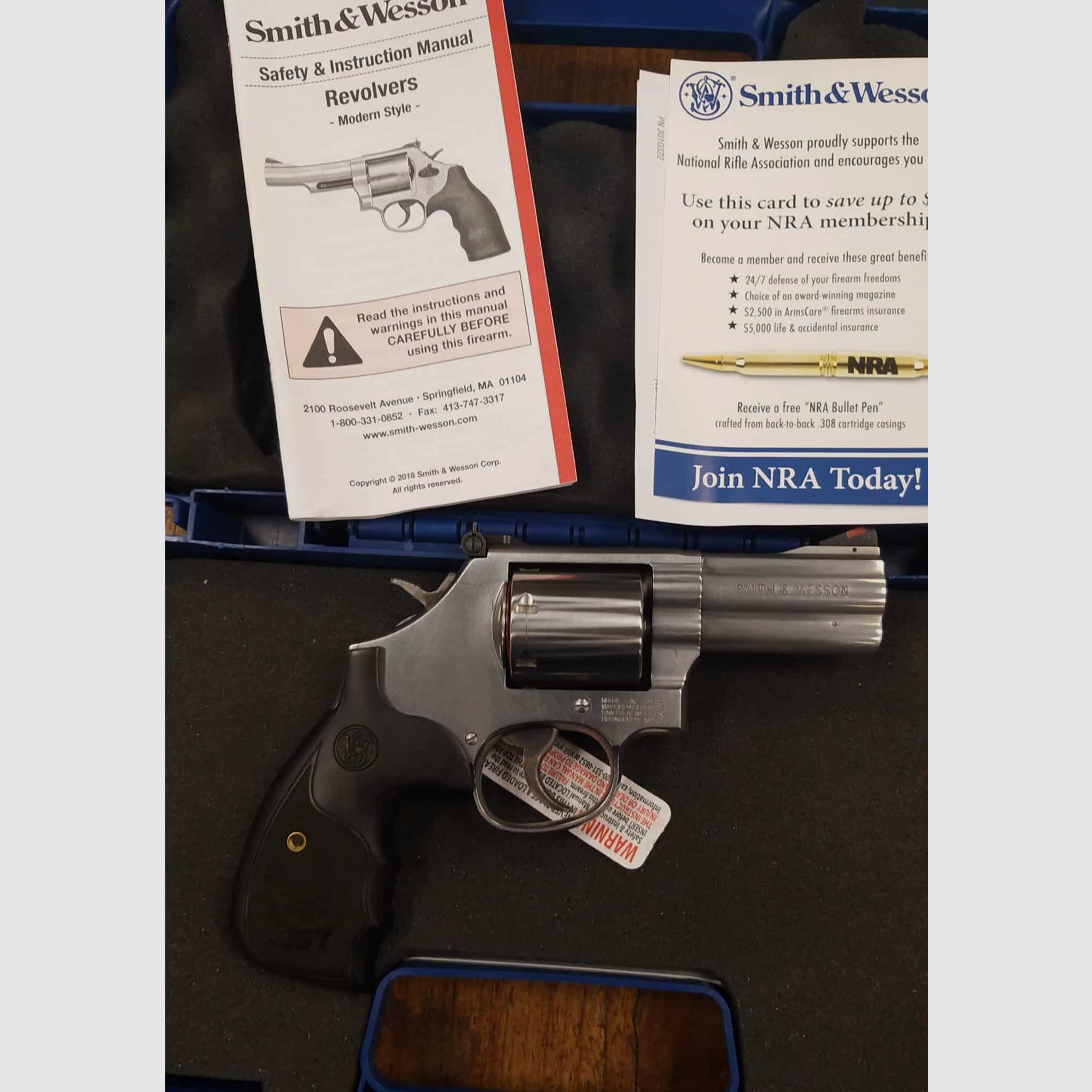SMITH & WESSON Revolver Mod. 686 PLUS ‘3 INCH, afbeelding 1 van 4