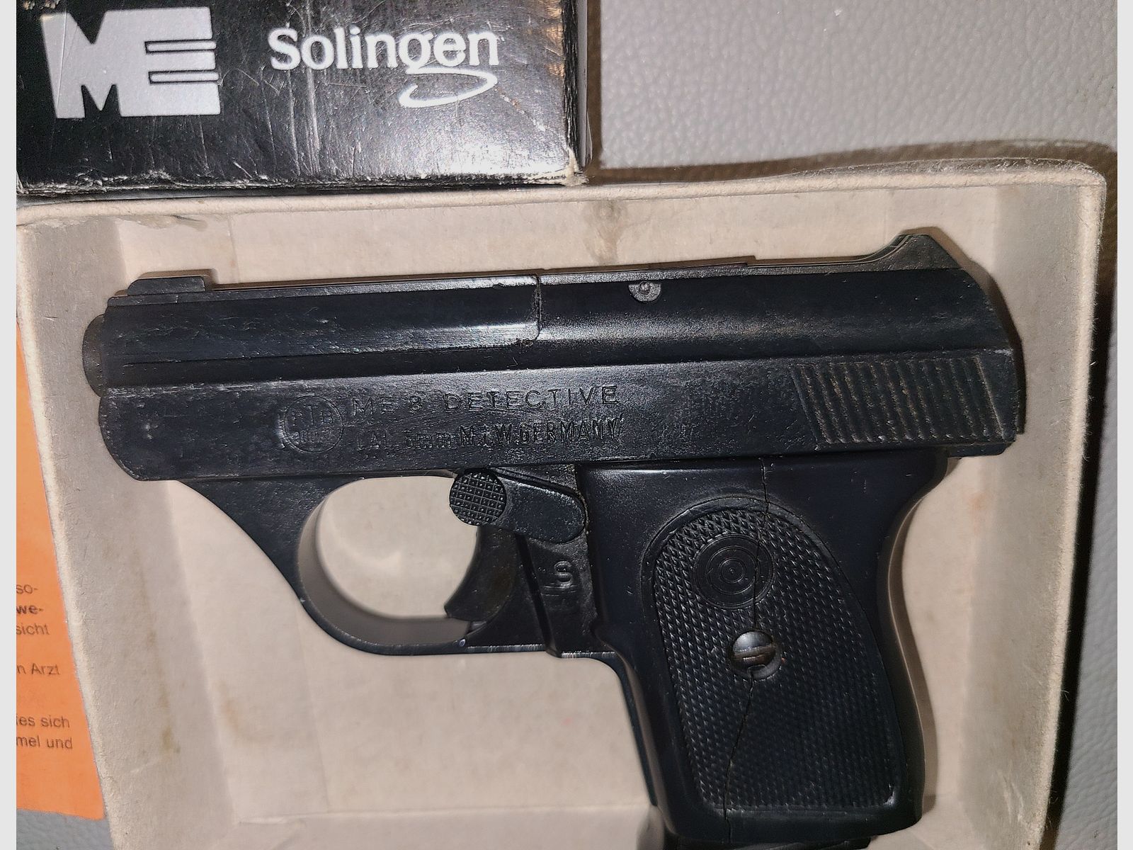 ME 8 DETEKTIVE  / ohne Zubehör / mit OVP / cal. 8mm / PTB 100/2  / SCHRECKSCHUSS GAS PISTOLE SILVESTER SELBSTVERTEIDIGUNG SAMMLUNG / GEBRAUCHT