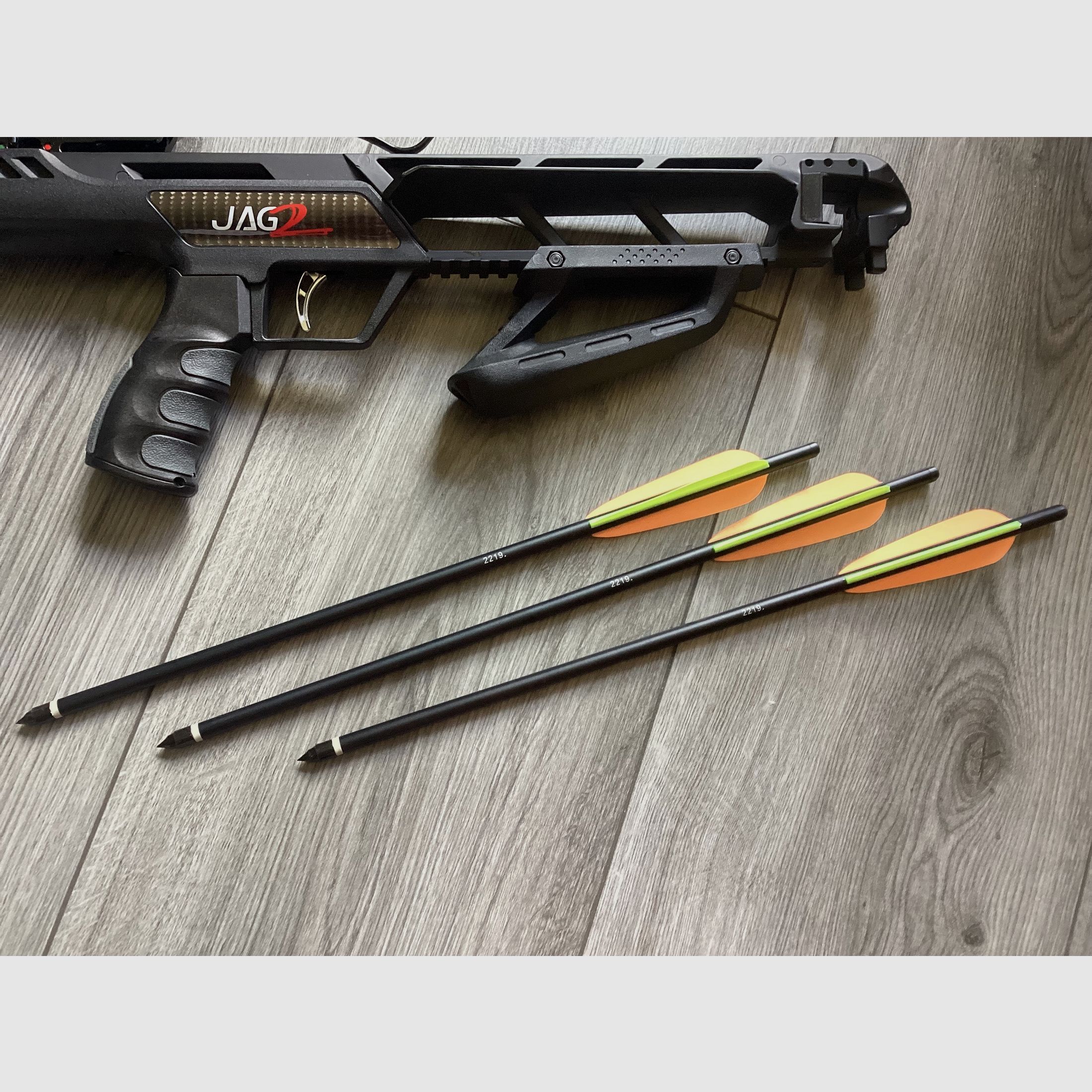 EK Archery Jag II Pro 175 lbs 260 FPS + red dot
