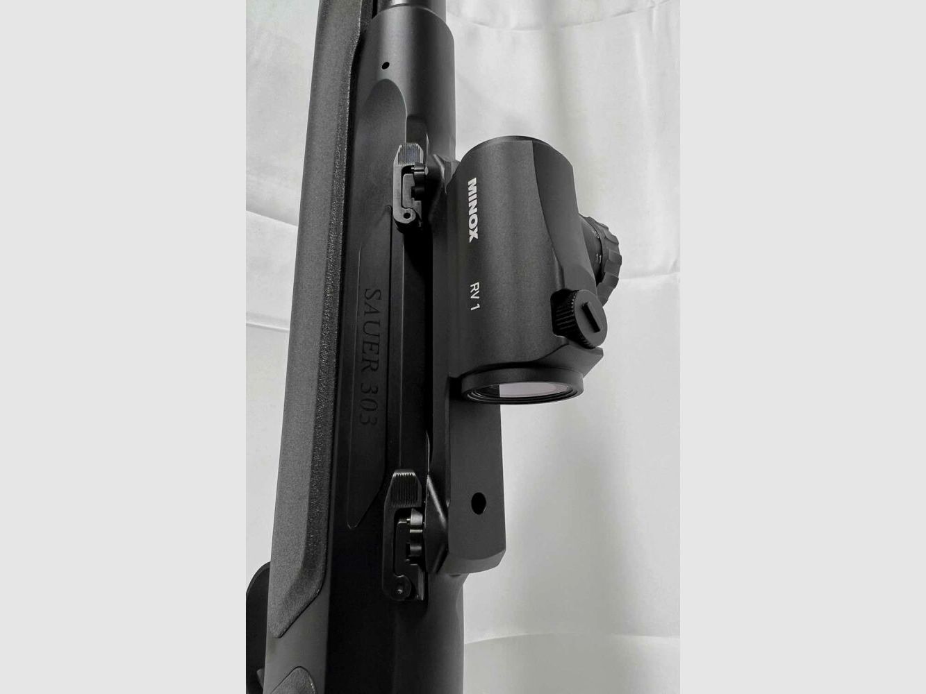 J.P. Sauer & Sohn SAUER S303 SYNCHRO XT Gen II + Optima Flow + MINOX RED DOT RV1