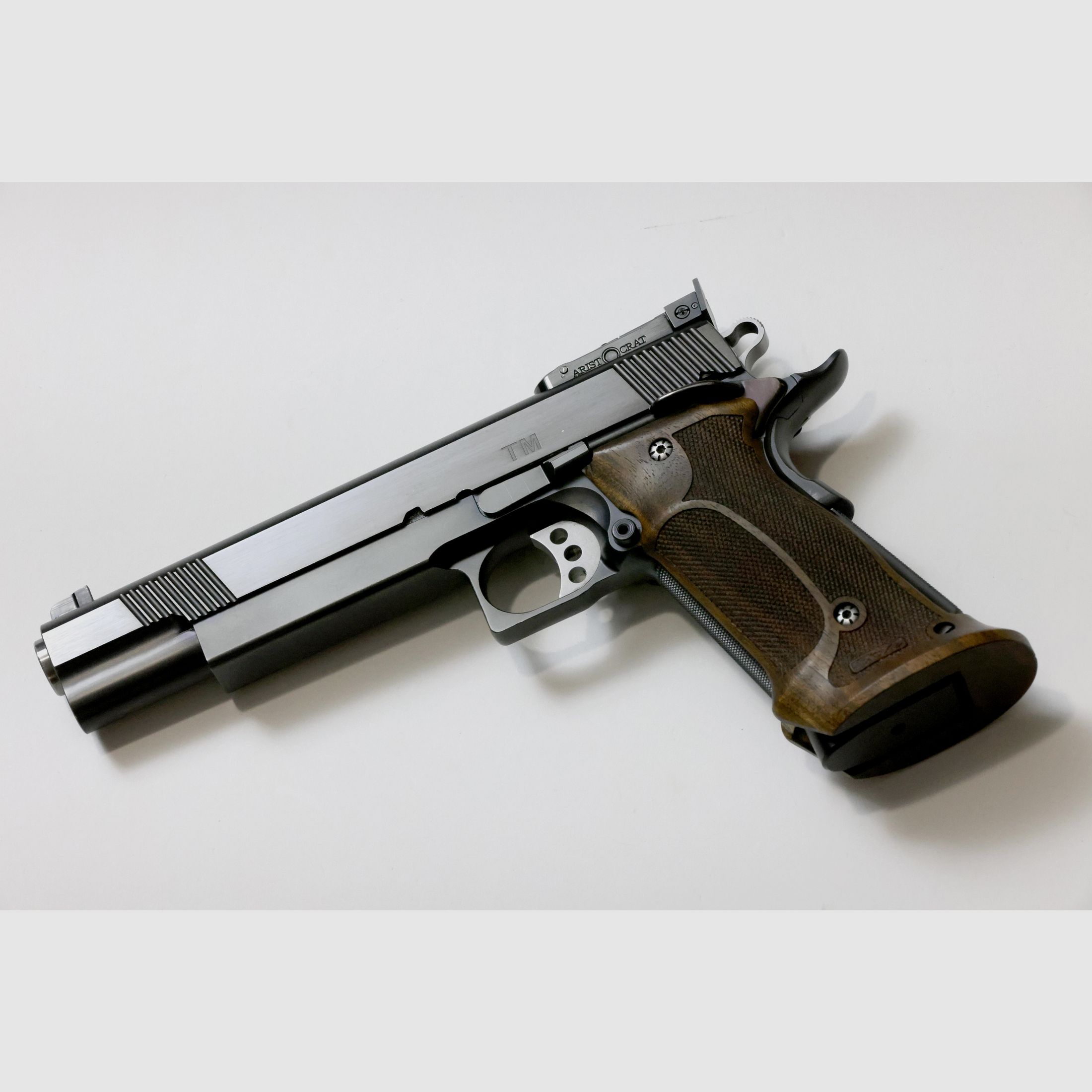 STP TM 6.0 TargetMaster 1500 Nill Match Griff Aristocrat Visier