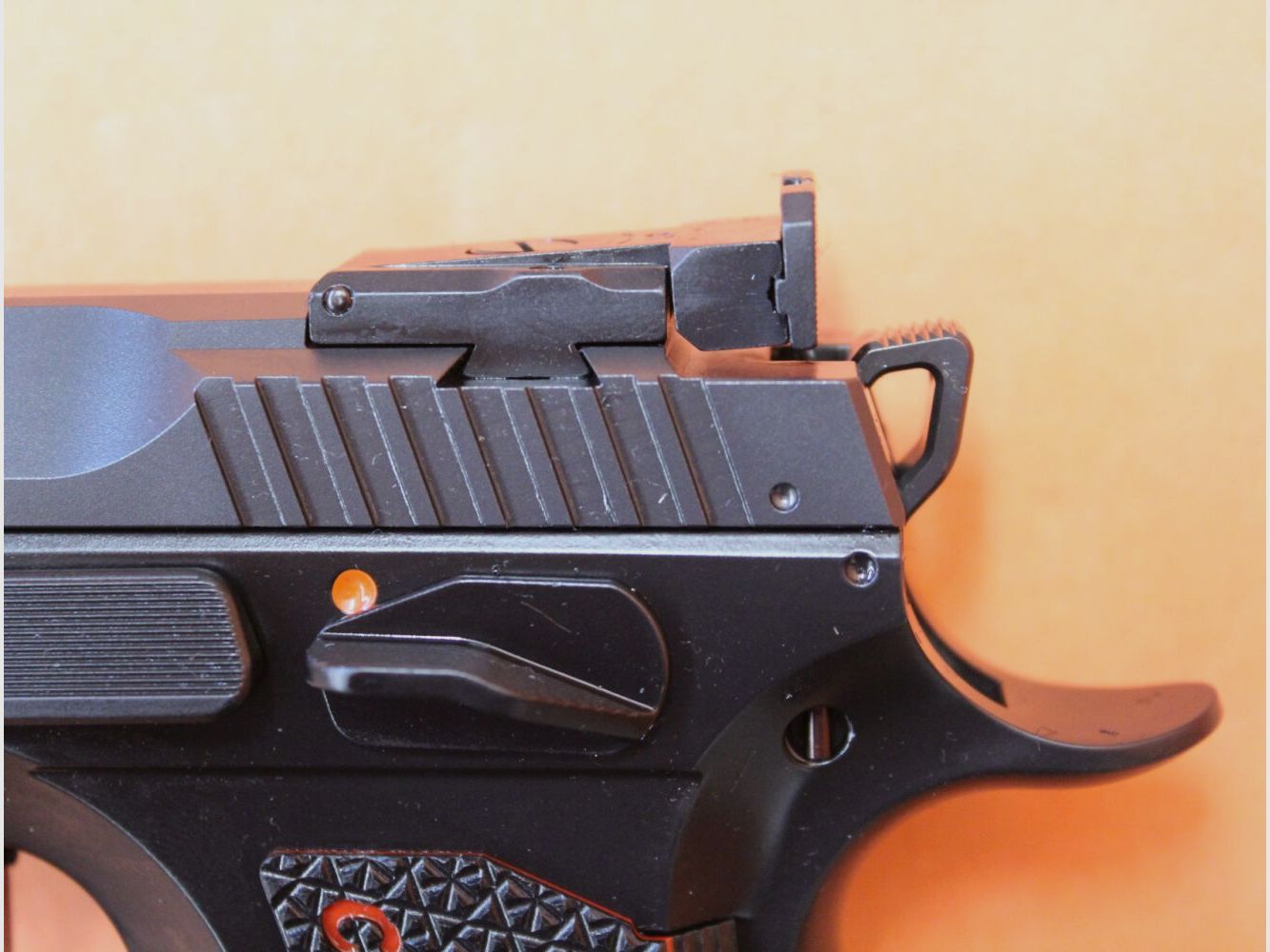 CZUB Ha.Pistole 9mmLuger CZUB CZ SHADOW2 TARGET 6" SA-Abzug/ 153mm Lauf/ @3 Magazine CZ 75 (9mmPara/9x19)