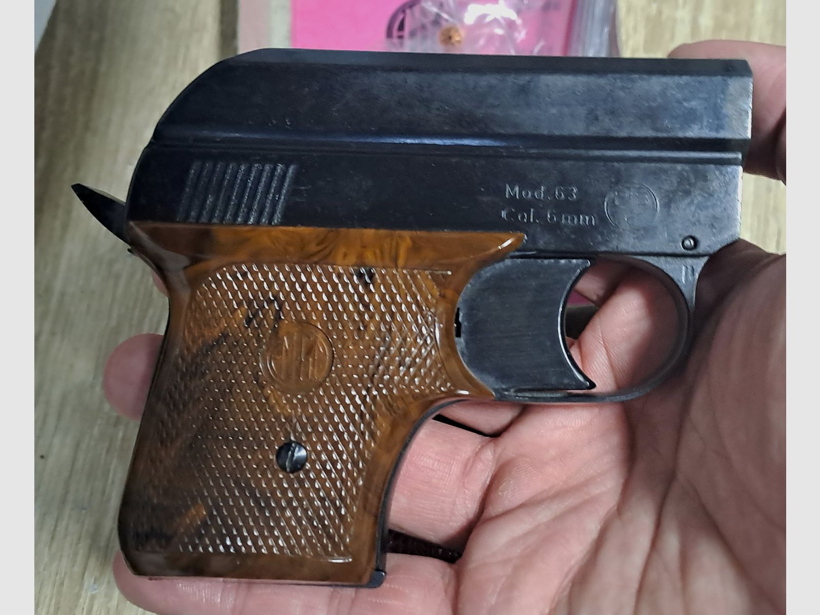 EM-GE Mod. 63 Kal. 6 mm Flobert/ PTB 6 mit Ersatzmagazin in OVP!