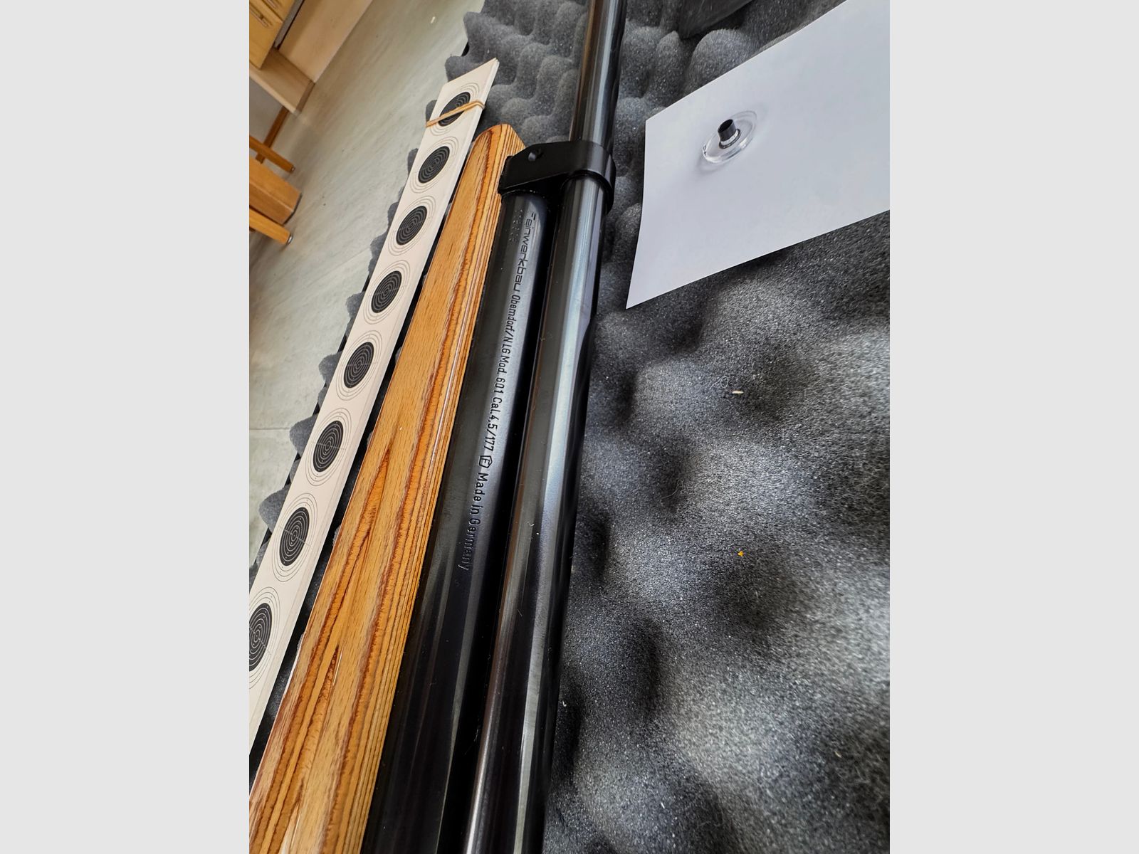 Feinwerkbau Mod.601 generalüberholt, Anschütz Schaftkappe und Gewehrkoffer