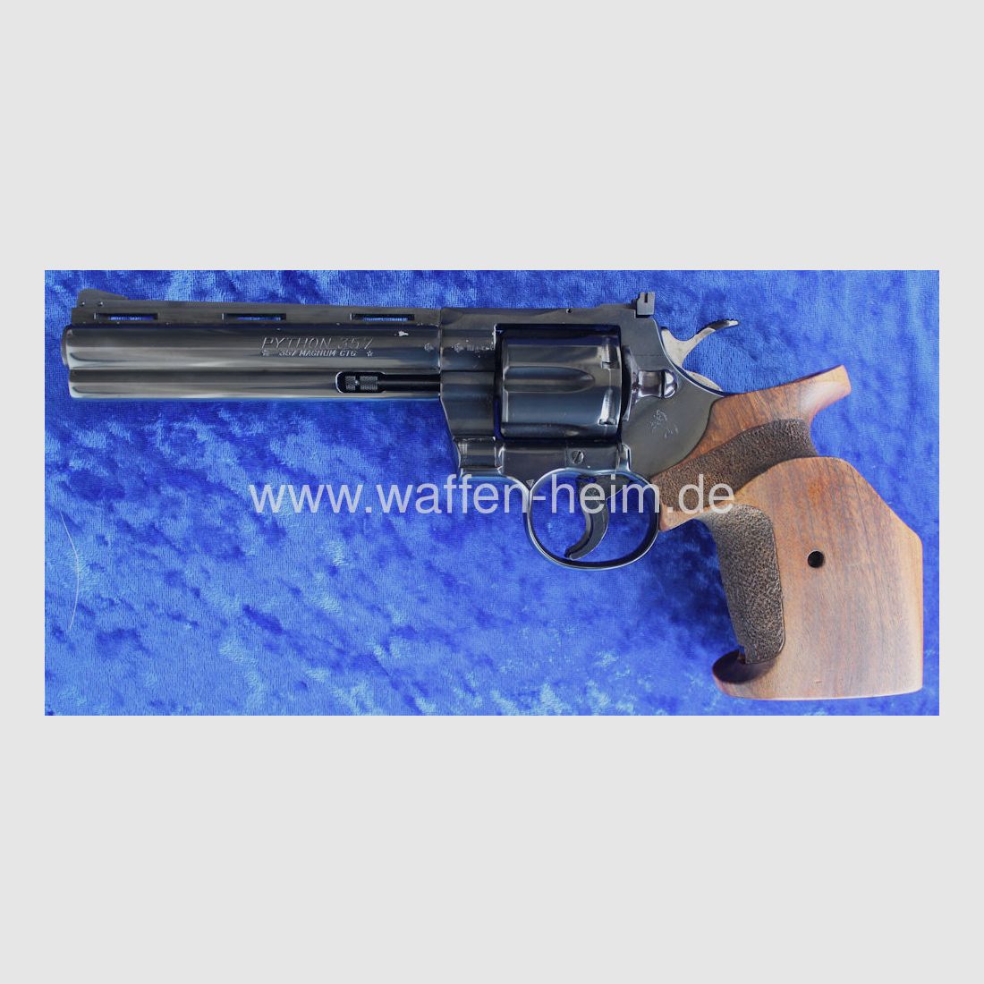 Colt Python / 6