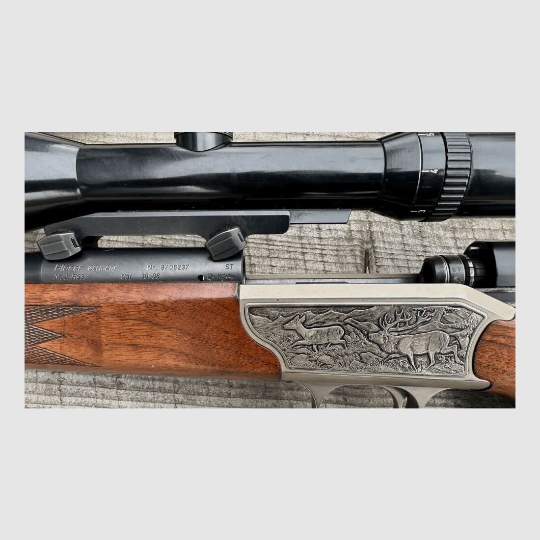 Blaser R-93-Luxus mit Schmidt u. Bender 3-12 x 42 .30-06Spring