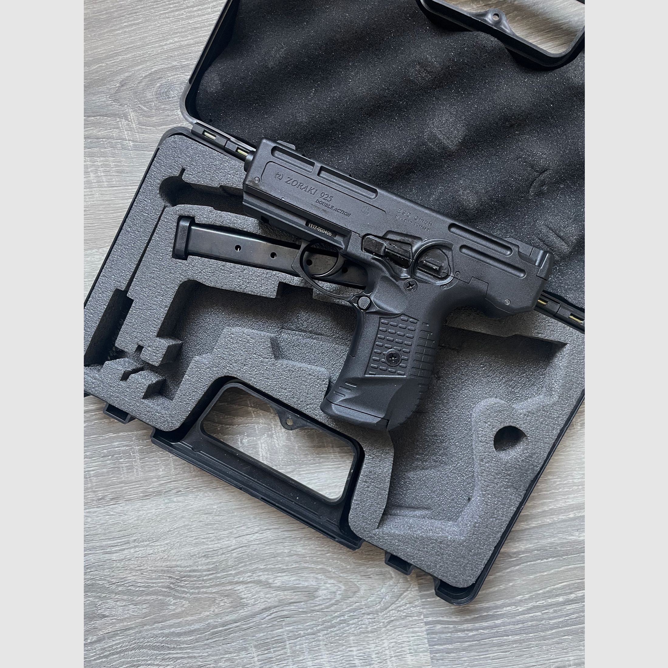 Zoraki 925 Double Schreck. Guter Zustand 4 mal benutzt 