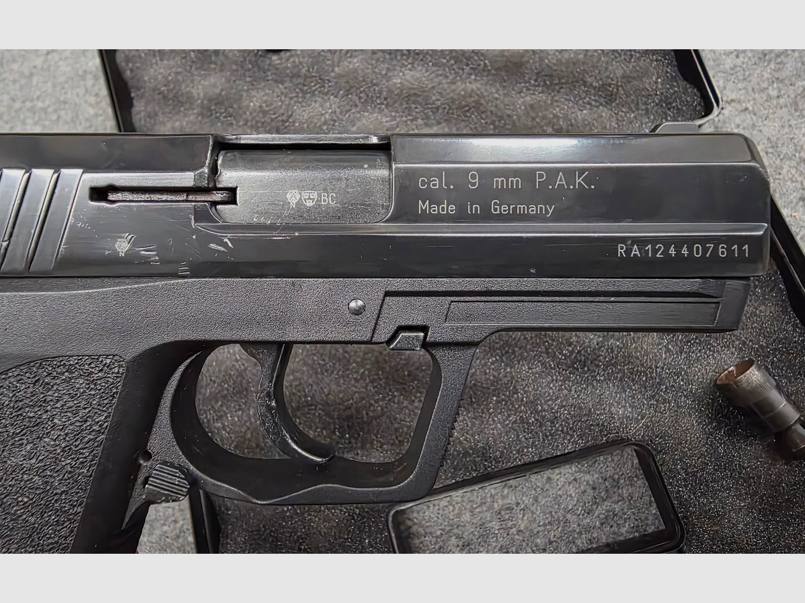 Röhm RG96 im cal.  9mm PAK Schreckschuss SRS