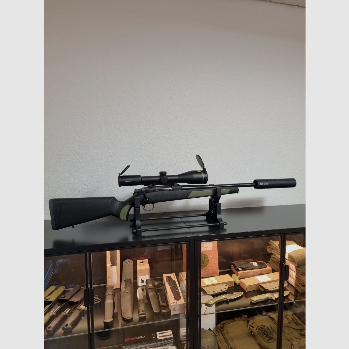 Steel action HS .308 , Montage , Schalldämpfer, Minox 3-15x56 S