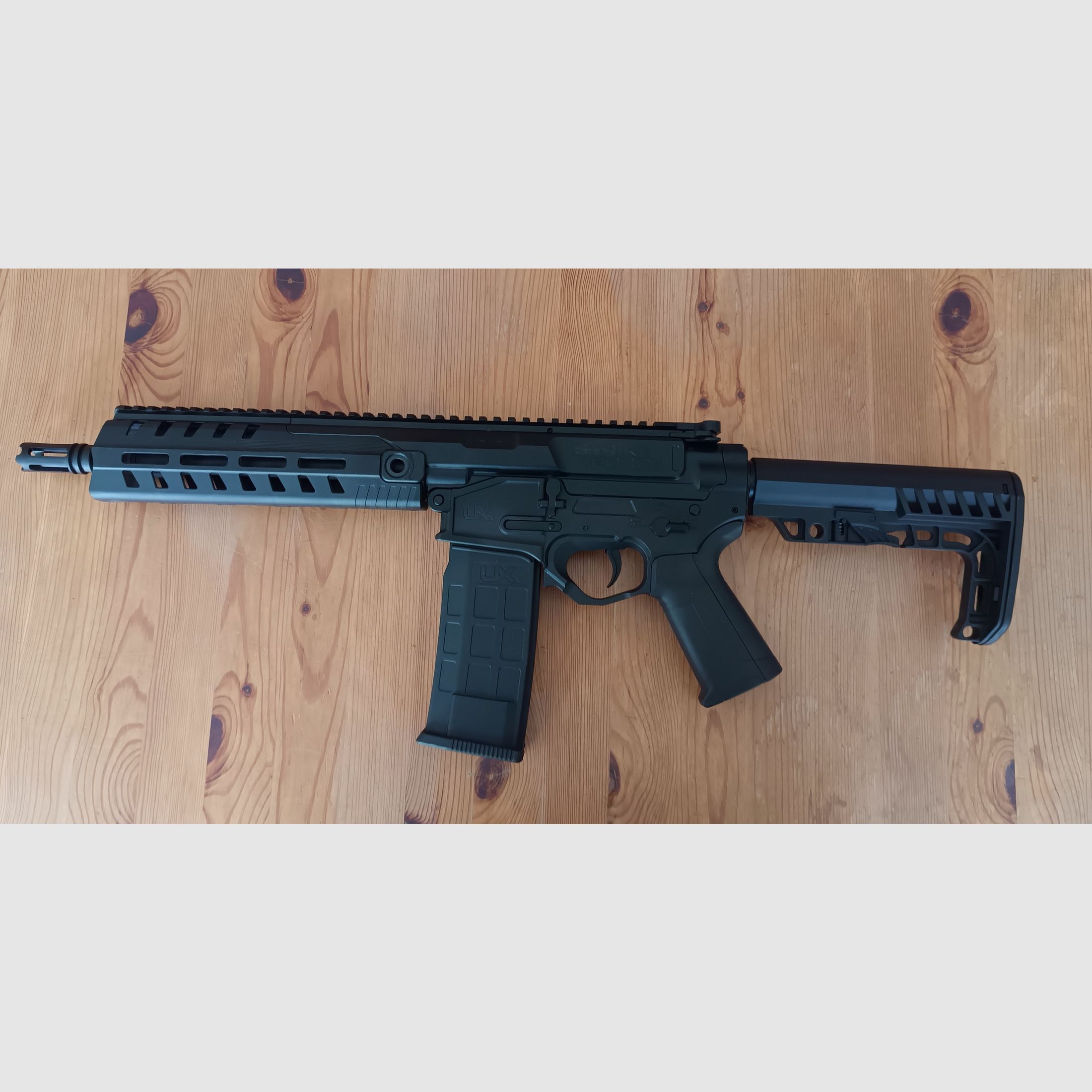 UX Strike Force CO2 Geweer 4,5 mm BB Munitie