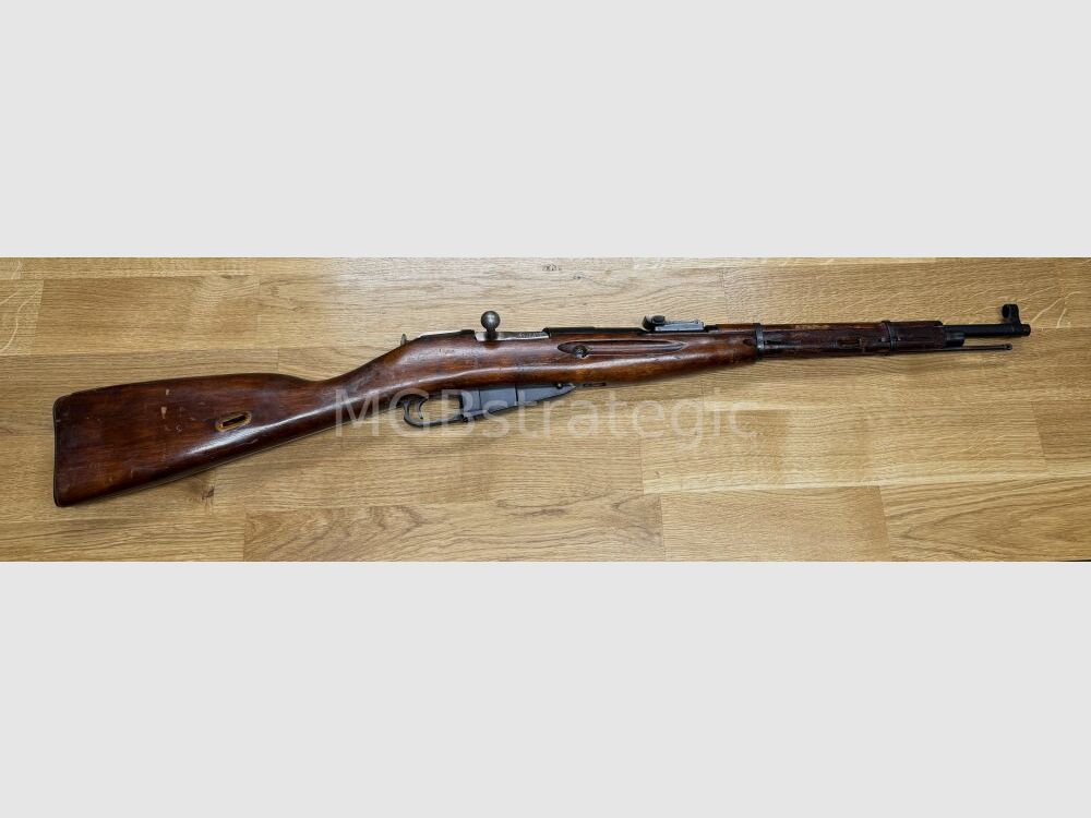 Mosin Nagant - kurzer Lauf - Izhmash Fertigung 1945 ideal zu nutzen mit günstiger Surplus Munition!