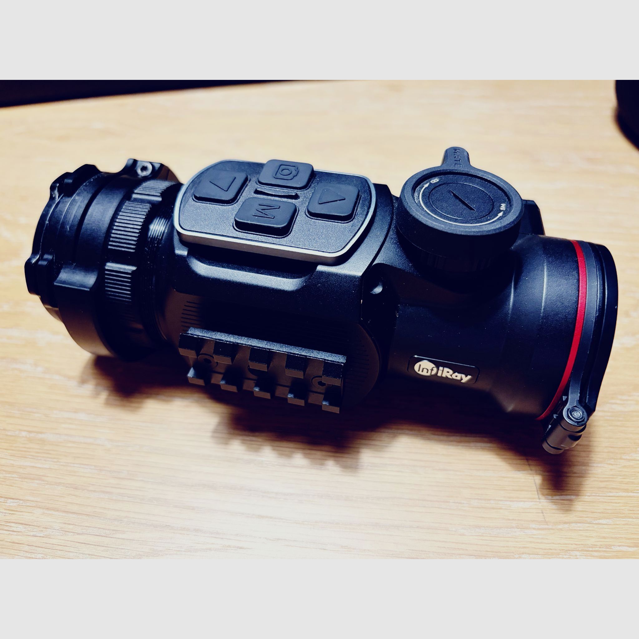 Dispositivo de imagen térmica Infiray Mate MAH50R (incl. telémetro)