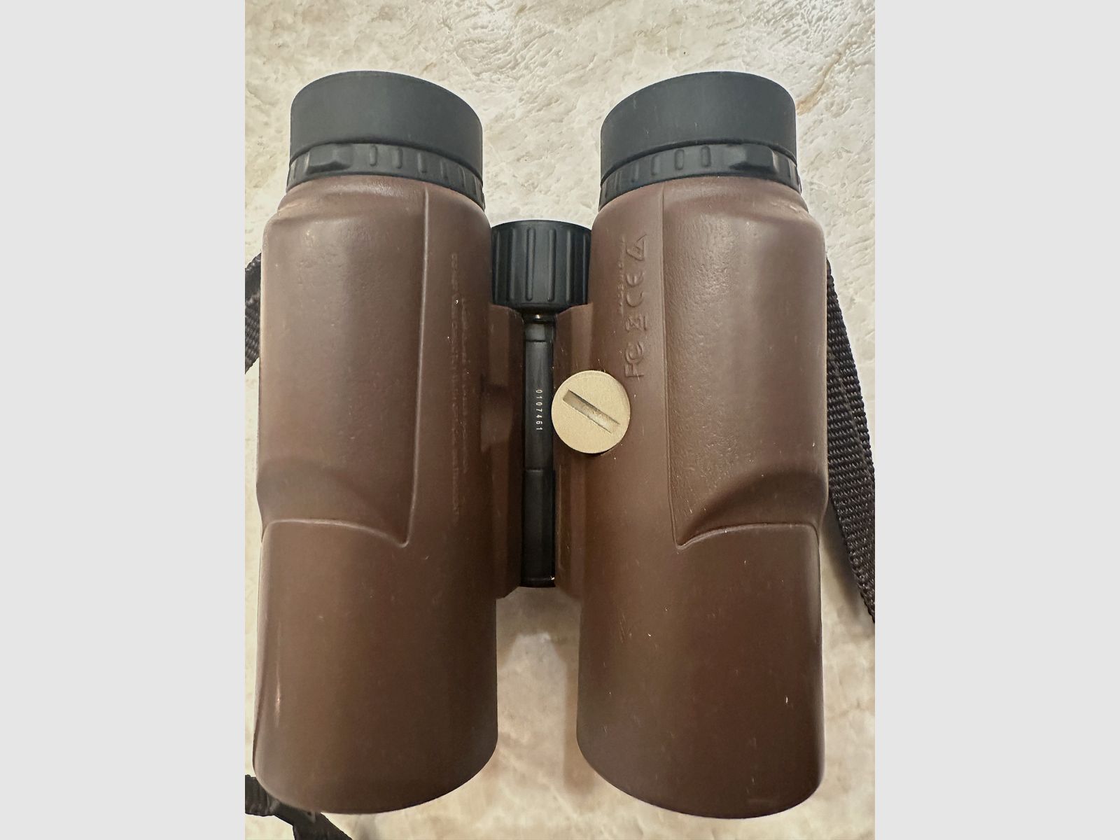 Kahles Helia RF 10x42 mit Entfernungsmesser
