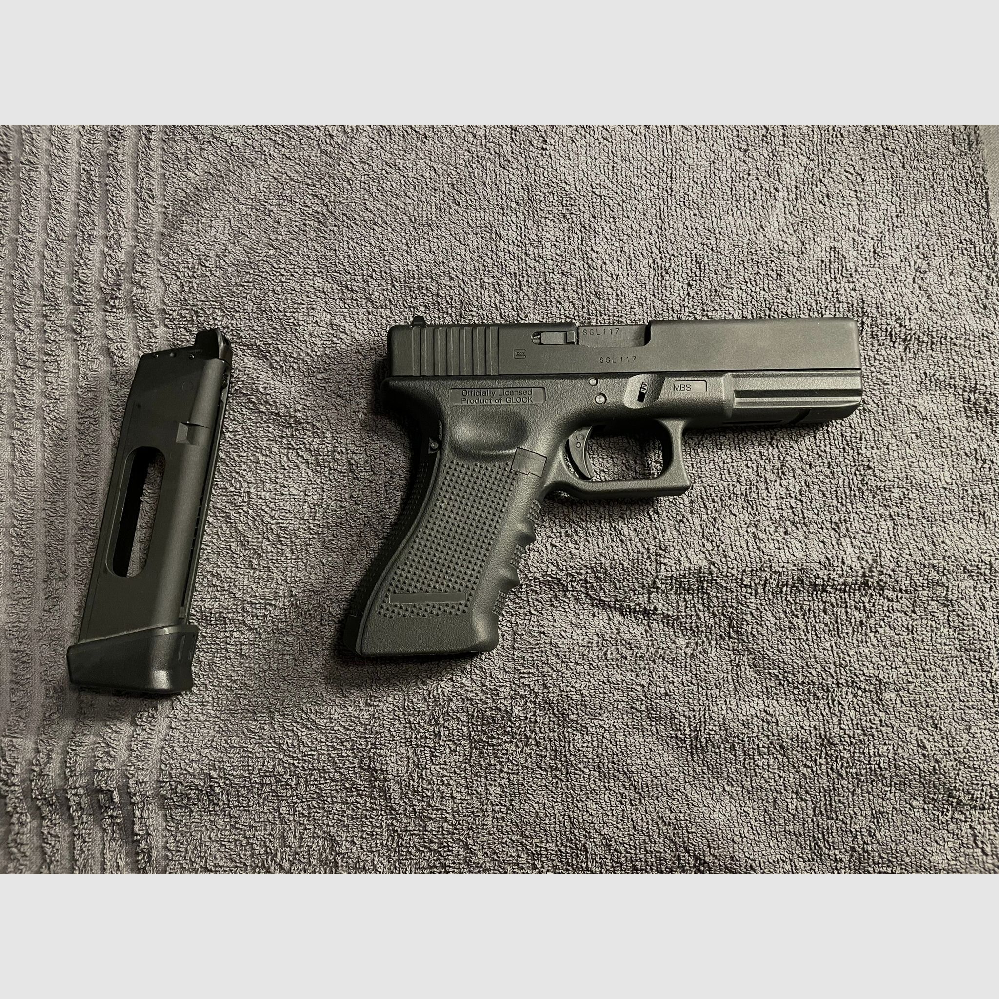 VFC Glock 17 Gen. 4 mit Metallschlitten GBB 6mm BB schwarz 1 Joule