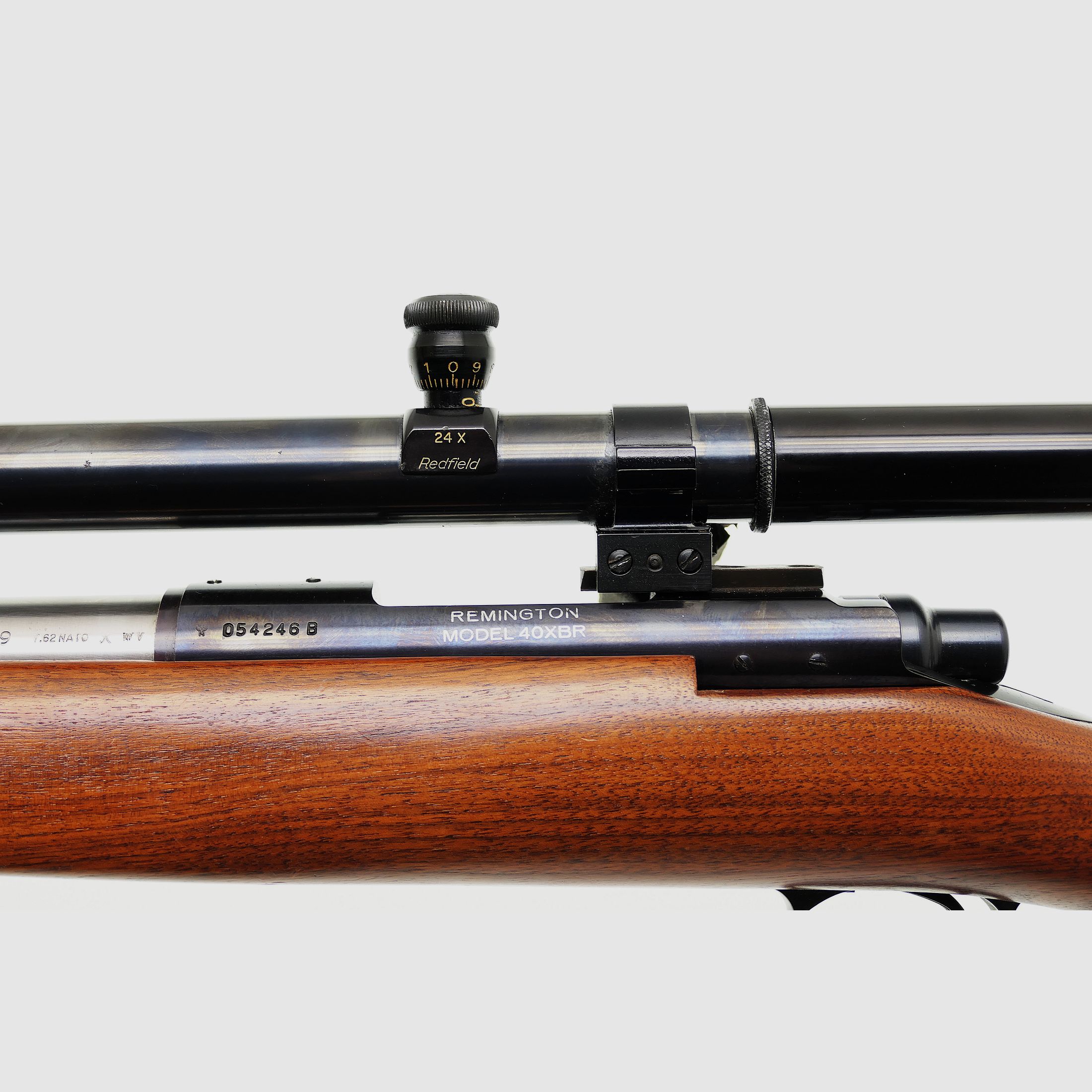 Fucile a singolo colpo Remington 40XBR .308Win incluso Redfield 24x